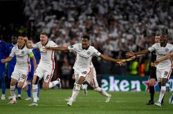 开云官网-阿贾克斯淘汰实力强队，欧冠确立霸主地位