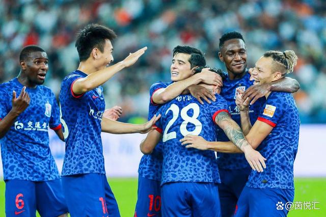 关于广州恒大对阵上海申花，换帅效果显著的信息