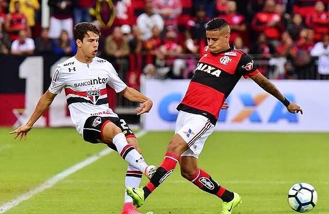 关于巴西联赛：科林蒂安战胜圣保罗的信息