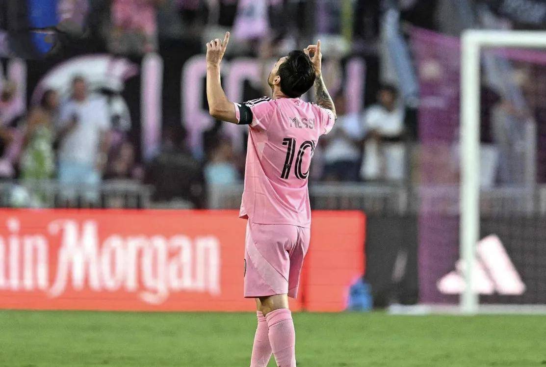 比利时轻取巴萨，阿尔巴惊艳世界的简单介绍