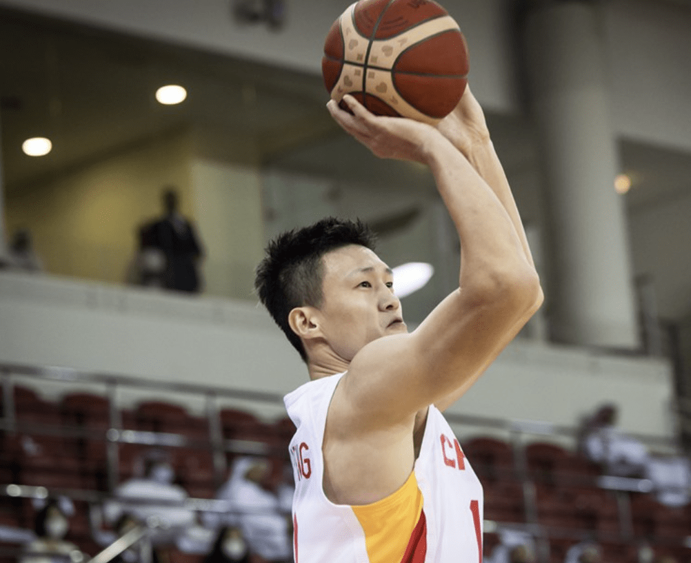 包含火力全开！滚球预测比赛数据创纪录的词条