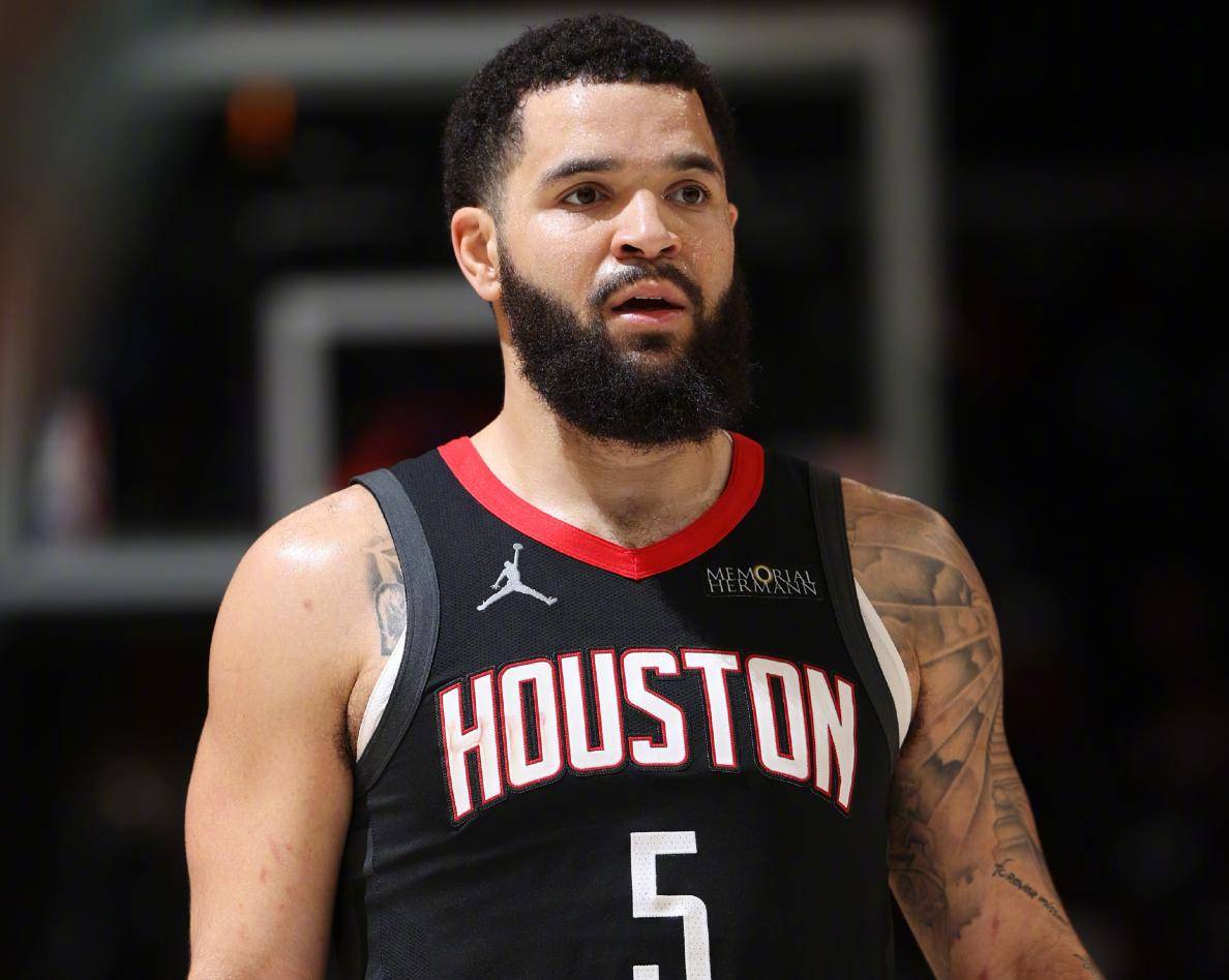 上海队翻盘灰熊，范弗利特刷新纪录